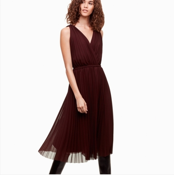 Wilfred Dresses & Skirts - ARITIZA WILFRED BRICK COLOR PLEATED DRESS V NECK A-LINE SZ MEDIUM